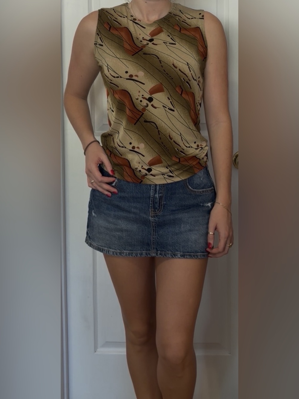 Abstract Print Sleeveless Top in Brown & Orange Like New